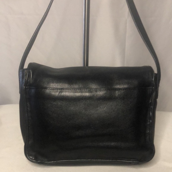 JACQUELINE FERRAR Vintage black buttery soft leather handbag. - Picture 3 of 13